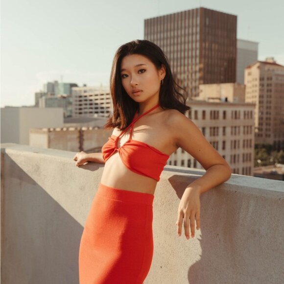 Red two piece set - Picture 3 of 6